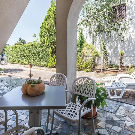 2 Bedroom Beautiful In * Porec