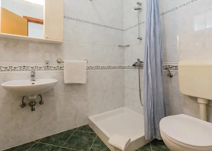 Izabela Διαμέρισμα *